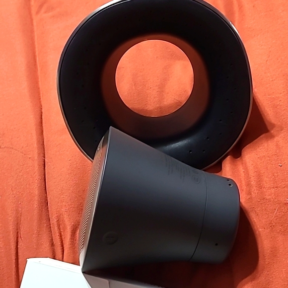 Kohler Bluetooth showerhead speaker - Picture 3 of 5